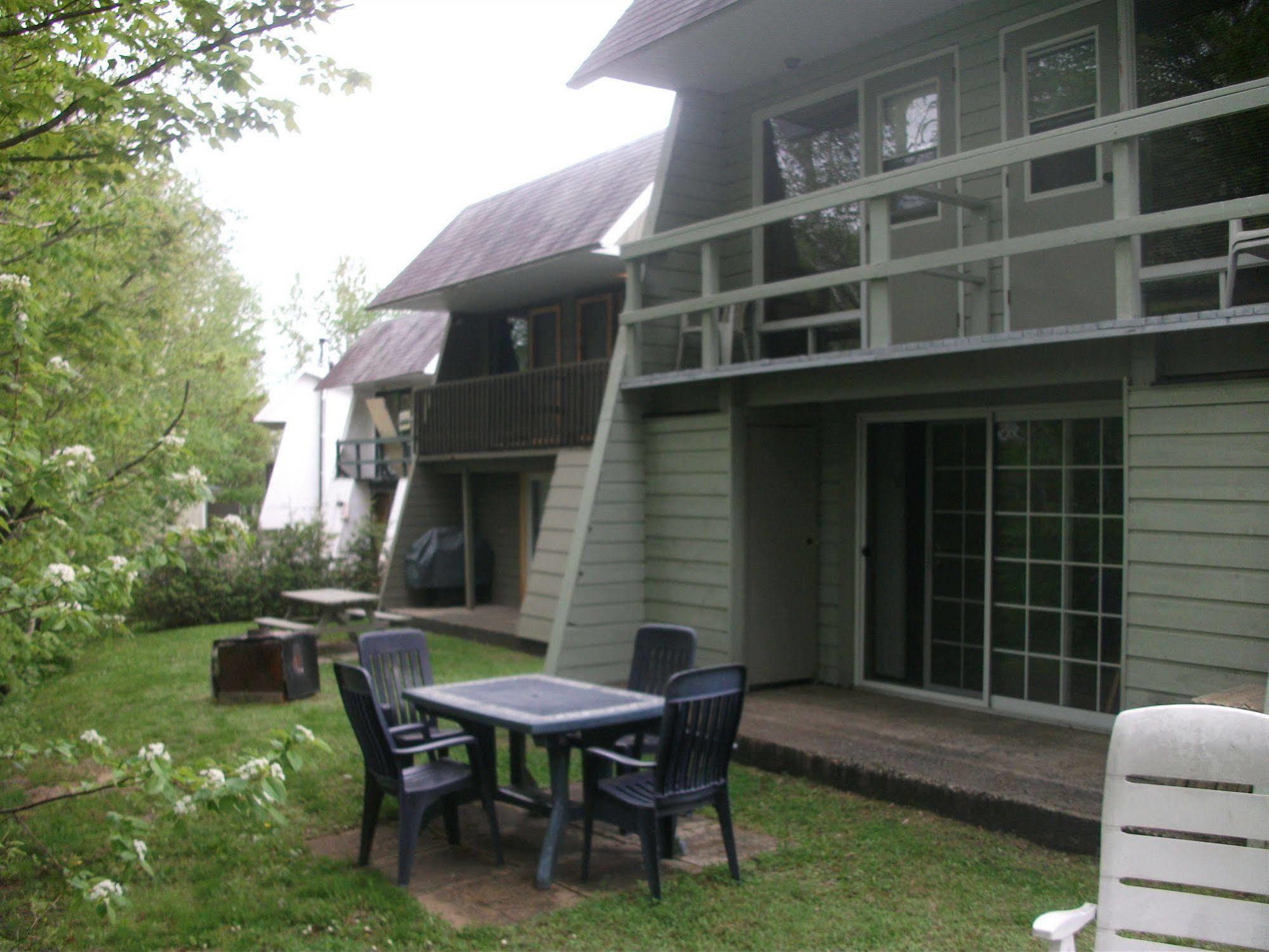 Villa Les Chalets Bo-So-Met Beaupré Exterior foto